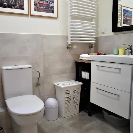 Appartamento Metro Zabkowska - Bright And Silent