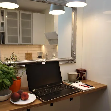 Appartement Metro Zabkowska - Bright And Silent Varsovie