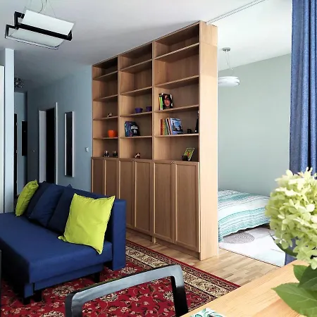 Metro Zabkowska - Bright And Silent *